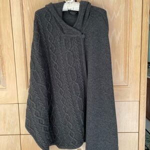 Pendleton Charcoal Cable Knit Cape